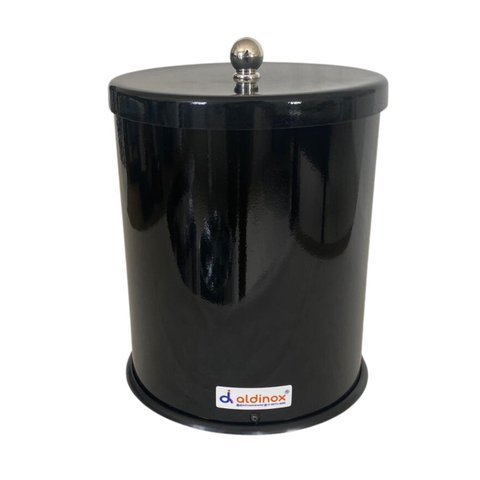 Lixeira 5 Litros Esmaltada com Tampa Banheiro Cozinha Escritório - Preta