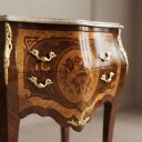 Ver imagem 2 de Mesa de Cabeceira Bombê Fina Marchetaria Florais Radica Luxo