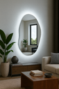 Ver imagem 1 de Espelho Orgânico Pinterest Decorativo Lapidado 90x60 com LED Bivolt