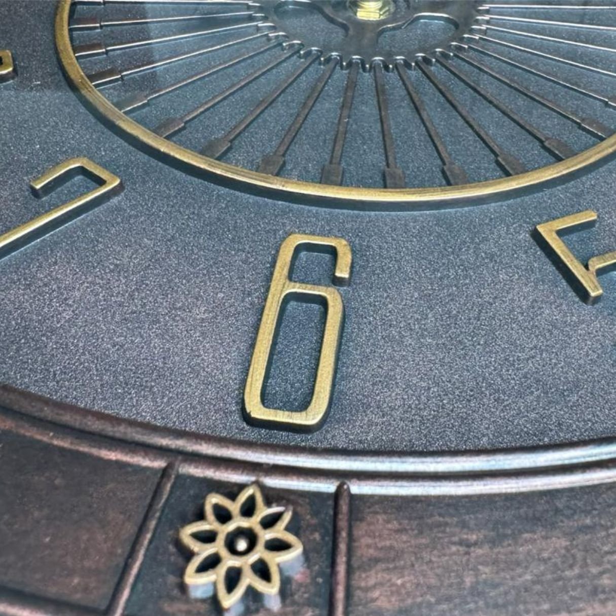 Relógio de Parede Estilo Colonial Cor Bronze Vintage Grande Imporiente Relógio de Parede Grande Bron - 2
