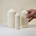 Ver imagem 4 de Kit de Velas Decorativas com Linhas Retas e Design Clássico e Atemporal