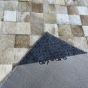 Ver imagem 4 de Tapete Couro Quadriculado Bege Malhado 0,50x1,50 S/b Pç 5