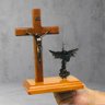 Crucifixo de Mesa com São Miguel Arcanjo 20 Cm - 2