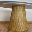 Ver imagem 3 de Mesa De Jantar Cone Oval 198x122 cm Tampo Laca Branca Base Fibra Natural Personal Decor Mesa de Jant
