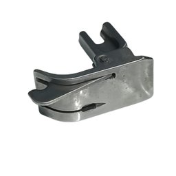 05 Calcador Pesponto Lado Direito C. Guia Reta Industrial Sp-18 5/16 - 4