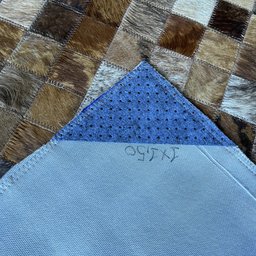 Tapete de couro marrom light 1,00x1,50 sem borda peça 5x5cm - 3