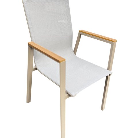 Cadeira em Aluminio e Assento em Tela para Área Externa Angra