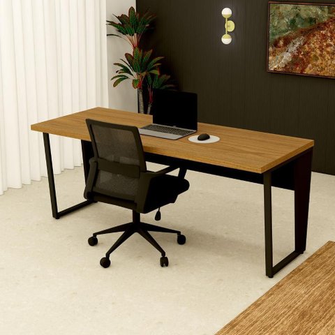 Mesa Escritório Diretor 1,80m X 0,70m Pés Metal 100% Mdf F5 Cor:freijó com Preto