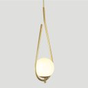 Ver imagem 4 de Lustre Pendente On Drop - Dourado com Globo de Vidro Branco - 4126-14-br