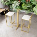 Ver imagem 1 de Jogo Mesa Alta Bistrô Redonda Vidro 2 Banquetas Estofado Confort Industrial Dourado Don Castro Decor