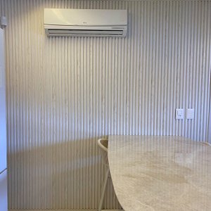 Painel Ripado Wpc Interno Wave Cor: Branco 2,90m X 14cm (0,406m²)