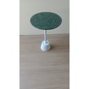 Ver imagem 1 de Mesa Lateral de 30Ø e altura de 52cm, Tampo em Mármore Verde Guatemala