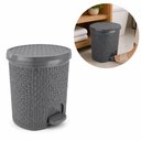 Ver imagem 7 de Lixeira Rattan Cinza Luxo 6 Litros com Pedal Cesto de Lixo para Cozinha Banheiro Lavabo Escritorio e
