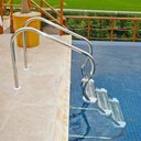 Ver imagem 3 de Escada para Piscina Confort 2 Polegadas 4 Degraus Inox Duplo - Sodramar