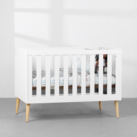 Berço Mini Cama Noah com Pés Retrô Natural - Branco Abra Casa