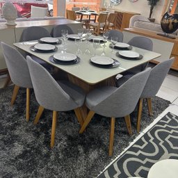 Sala de Jantar Mesa Quadrada Sanches 723 com 8 Cadeiras Dilly Fixas - 1