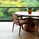 Ver imagem 2 de Cadeira para Mesa de Jantar Katy 59cm Madeira Maciça com Braço | Courino Marrom Claro - Sallar Home