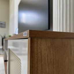 Rack para TV até 75 Polegadas 2 Portas com Pés Retro Charlotte - 12
