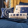 Cobre Leito Constelações Azul Marinho-caqui Dupla Face com Almofadas Queen 07 Peças Astrologia - 3