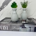 Ver imagem 3 de Kit decoração livro casa + 2 mini vasos cinza de cerâmica
