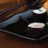 2 Pratos para Sushi com Porta Shoyu 19x12cm Melamina Preta Retangular Comida Japonesa - 5