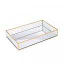 Ver imagem 4 de Bandeja de Metal com Espelho Dourada 15cm X 25cm X 4cm - Lyor