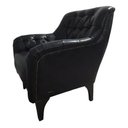 Ver imagem 4 de Poltrona Decorativa com Tachas e Pés de Madeira Tecido Sintético Preto Shaula Larbelle
