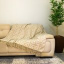 Ver imagem 2 de Xale Manta Para Sofá E Poltrona Luxo 2 Lugares Estampada Creta Bege