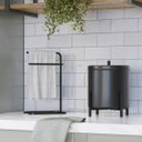 Ver imagem 2 de Kit Porta Toalha Duplo e Lixeira Para Banheiro Level Preto