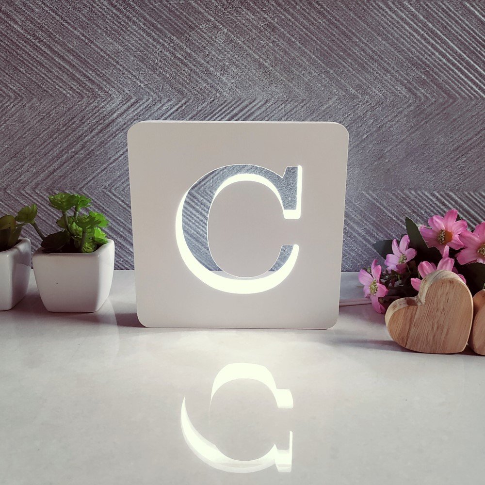 1 Luminária LED Mesa Letras Alfabeto Decorativa MDF Branco 14cm:Q