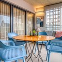 Ver imagem 4 de Cadeira Montreal em Polipropileno com Revestimento em Couro Ecológico Fratini Azul