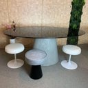 Ver imagem 2 de Mesa de Jantar Cone Oval 160x90 Cm Base Cimento Queimado Tampo Laqueado Preto