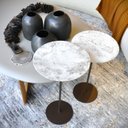 Ver imagem 7 de Kit 2 Mesas Laterais Norina - Média / Alta, Tampo Redondo Imerso e Base Aço Corten. Cinza 100% MDF
