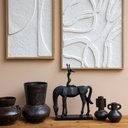 Ver imagem 2 de Escultura Decorativa Mulher no Cavalo em Resina Preta 43cm Ss0334 Btc