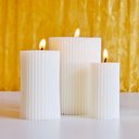 Ver imagem 3 de Velas Decorativas Cilíndricas Listradas - 3 Tamanhos