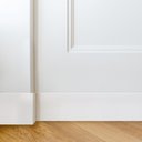 Ver imagem 2 de Kit 96m Linear Rodapé Alizar de Poliestireno 10cm x 1,5CMM X 240cm Liso Nfr Branco Ruffino