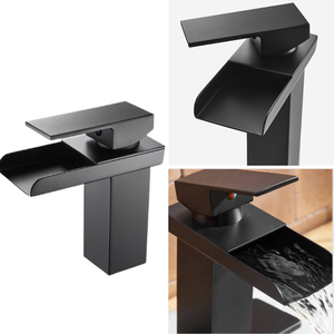 Torneira Banheiro e/ou Lavabo de Bancada Monocomando Misturador em Metal Estilo Cascata Quadrada Pre