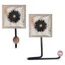 Ver imagem 2 de Kit para Banheiro com 3 Toalheiros e 1 Porta Papel Higiênico Rustico Flor Branca Cor Preto