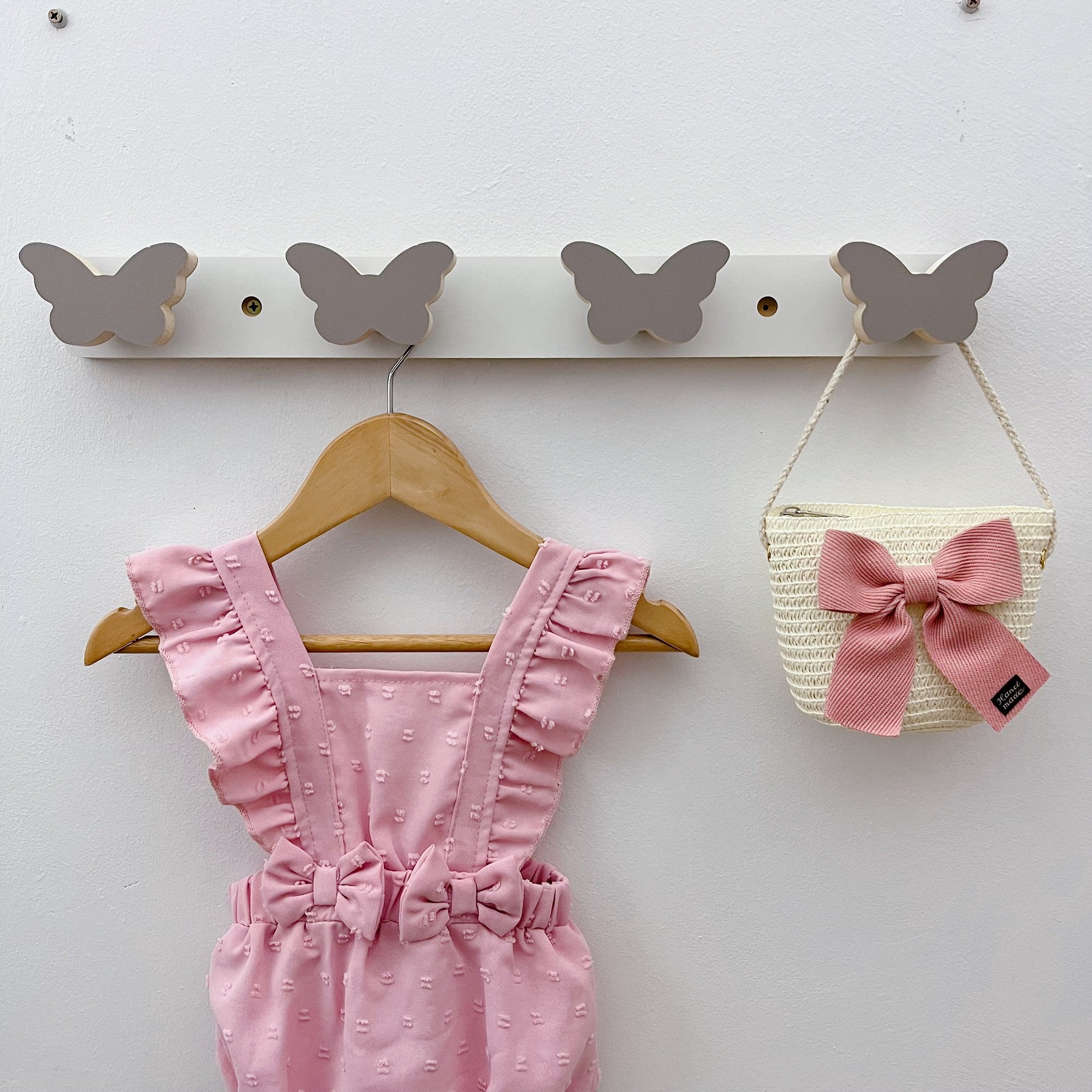 1 Cabideiro Parede Infantil Pendurador Roupas Borboleta:cinza