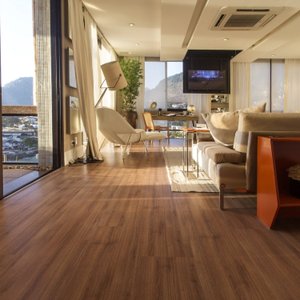 Piso Laminado 35,7cm X 7mm X 1,35m Max Elegance Click Eucafloor