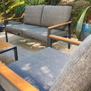 Ver mais imagens de Conjunto para Jardim com 1 Sofá 2 Poltronas e 1 Mesa de Alumínio Oasis Cinza/Grafite
