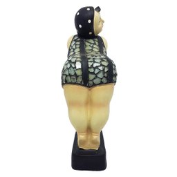Escultura Banhista Resina na Plataforma Maiô Mosaico Premium - 2