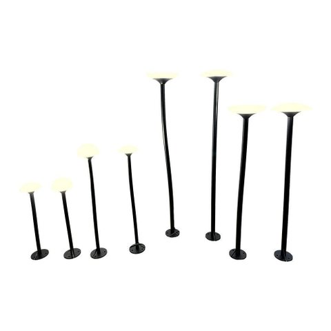 Luminária de Jardim Nordecor Pilze 6613 Led Bivolt Preto 3000k Luz Amarela