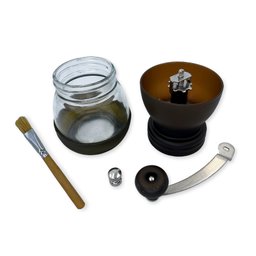 Moedor de Café Manual Vidro Plastico Inox Ceramica - Marrom - 6