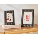 Ver imagem 2 de Porta Retrato 15x20 em MDF c/ Revestimento em PU 15981 Mart