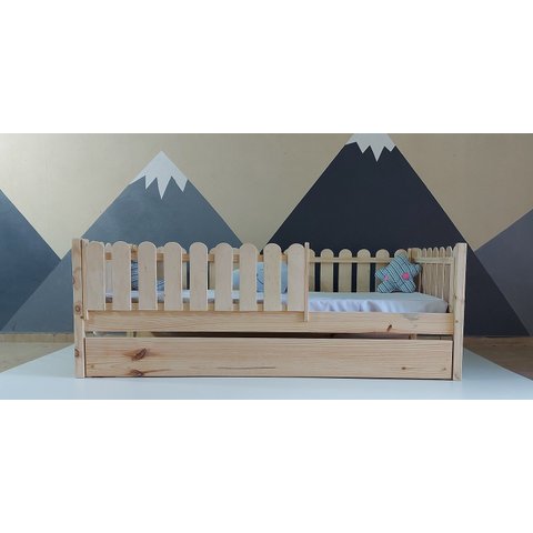 Bicama Solteirão Base Montessoriana em Madeira Maciça Pinus - Verniz Incolor - Grade Cercadinho Comp