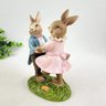 Casal De Coelhos De Resina Dançando 13x9x5cm Páscoa - 5