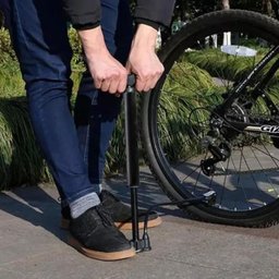 Bomba de Ar Manual 40cm Metal Plástico Alavanca Inflador Bicicleta Moto Patinete Carrinho Mão - 4