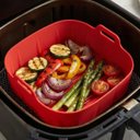 Ver imagem 2 de Forma de Silicone Quadrada com Alças para Air Fryer 16cm