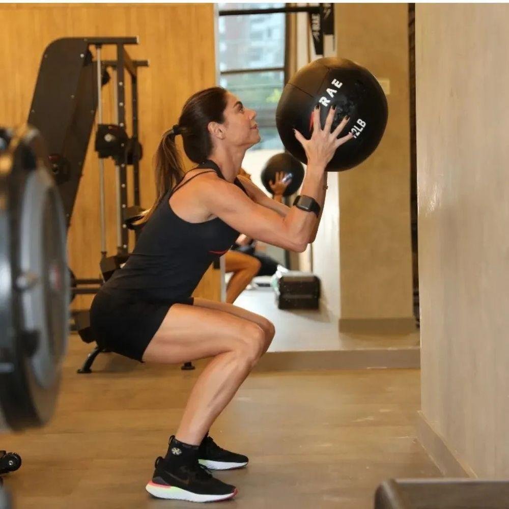 Bola P Funcional Medball de Couro 24lb Wall Ball Rae Fitness ...